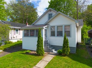 202 Augur St, Hamden, CT 06517