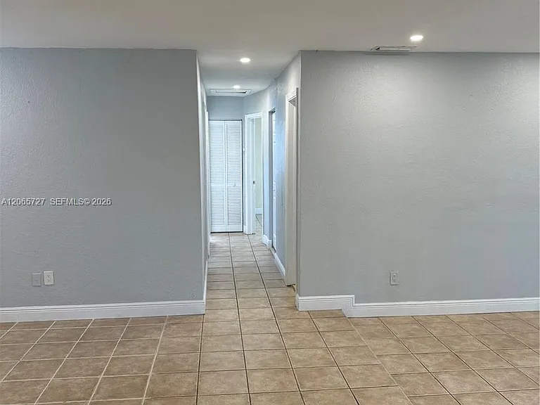 8270 SW 12th Ter — Photo 3