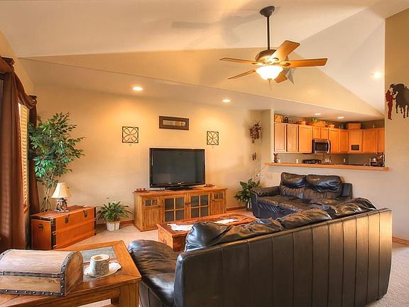 4th image of 407 Harrow Ln