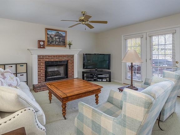 5th image of 1313 Glenview Dr