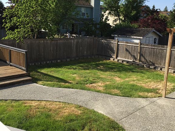 5th image of 6702 57th Dr NE