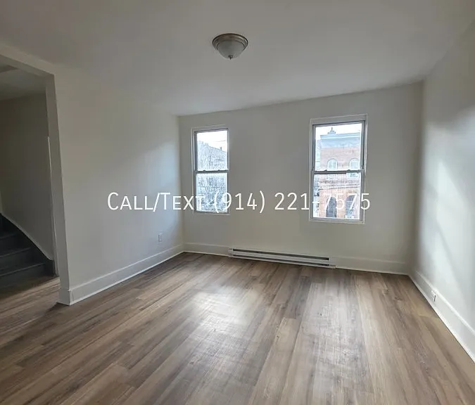 26 Vineyard Ave #2 — Photo 3