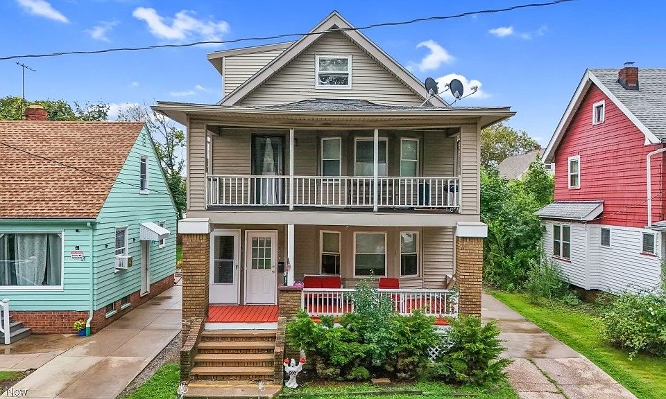 1st image of 3163 W 111th St