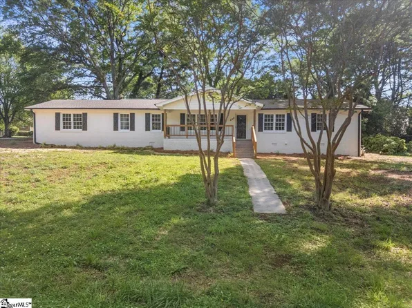 408 Bent Creek Dr, Greer, SC 29650
