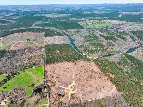 503 Tarpon Rd, Smithville, OK 74957