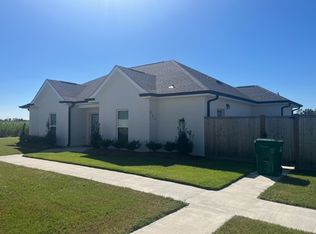 117 Moonflower Dr #D, Thibodaux, LA 70301