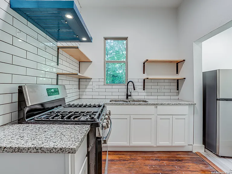 231 Chicago Blvd — Photo 19