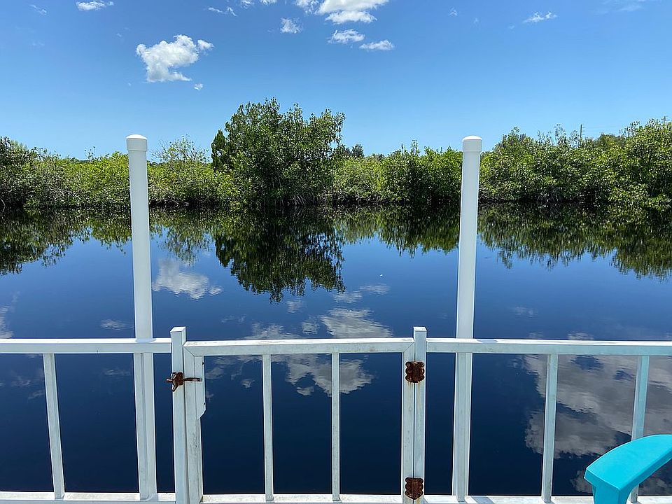 2nd image of 133 Lazy River Rd