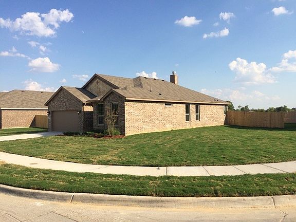 2nd image of 1213 Vaughna Dr