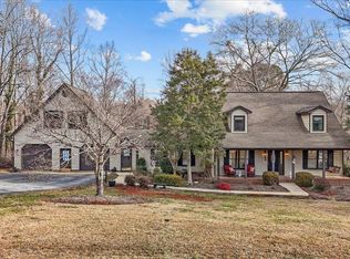 306 River Forest Dr, Boiling Springs, SC 29316