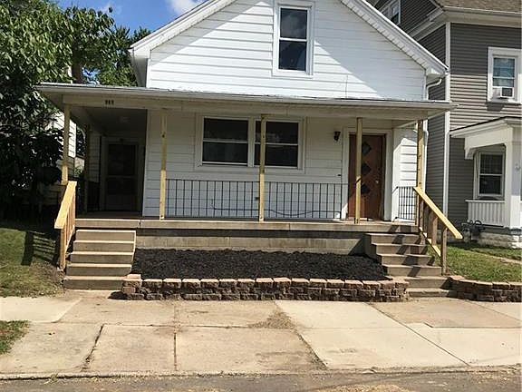 3rd image of 628 W Greene St