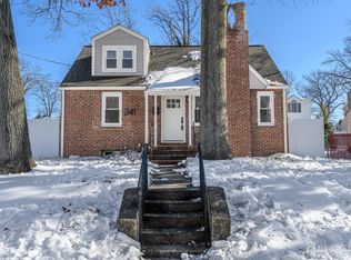 341 Forest Dr, Union, NJ 07083