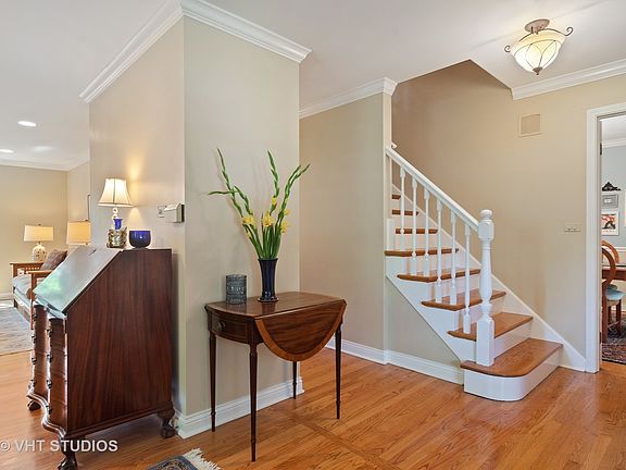 4th image of 1305 W Heather Ln