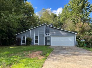 6017 Long Pine Dr, Charlotte, NC 28227