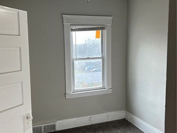4th image of 3586 E 144th St