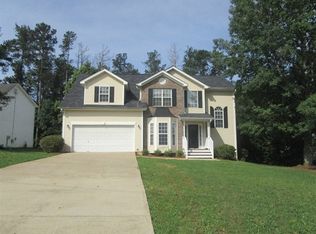 225 Sasnett Dr, Lawrenceville, GA 30046