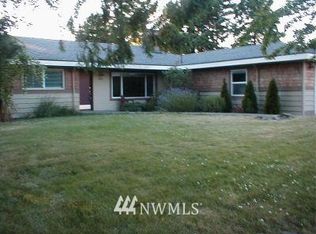 1242 Coronado S, Edmonds, WA 98020