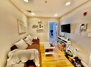 26 Parmenter St, Boston, MA 02113