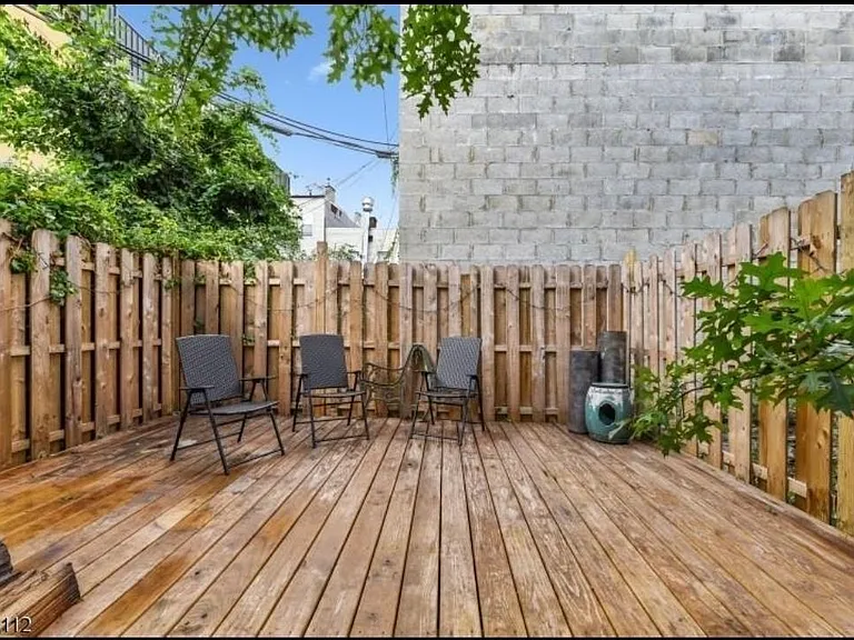 114A Cottage St #2 — Photo 18