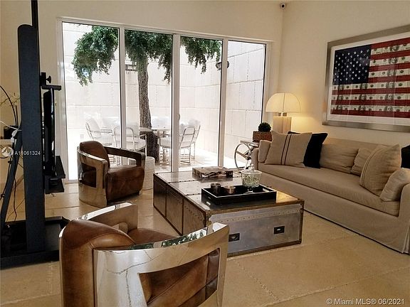 5th image of 6101 Laguna Dr W #4