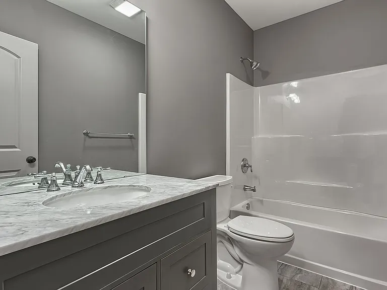 5204 Oleatha Ave #1W — Photo 11