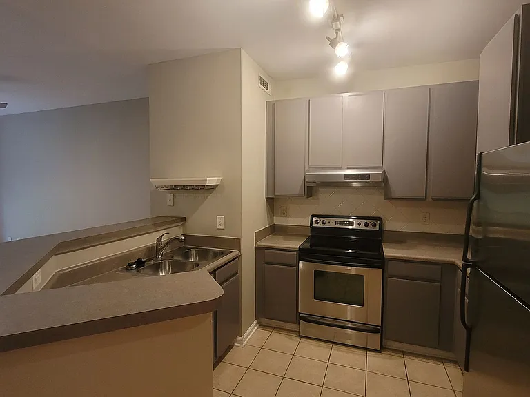 821 Ralph McGill Blvd NE #3413 — Photo 9