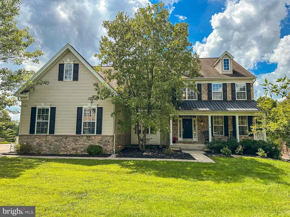 121 Candlewyck Dr, Avondale, PA 19311