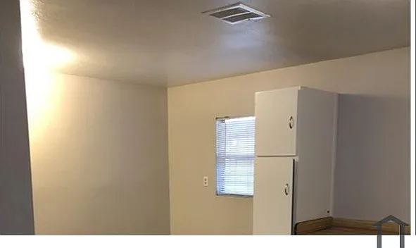 3 bed, 1250 sqft, $2,796 — Photo 4