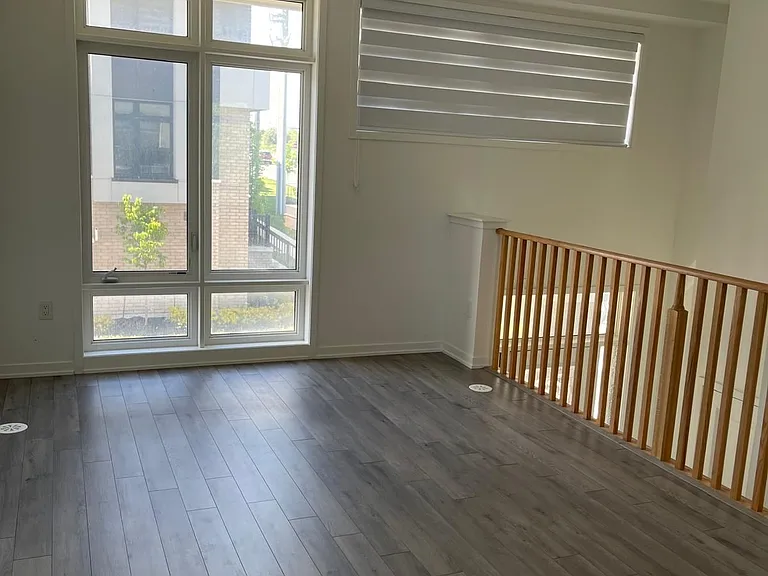 801 Heathrow Path N — Photo 17