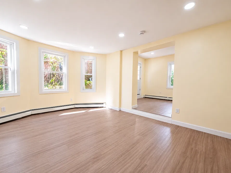 1409 Manhattan Ave #1