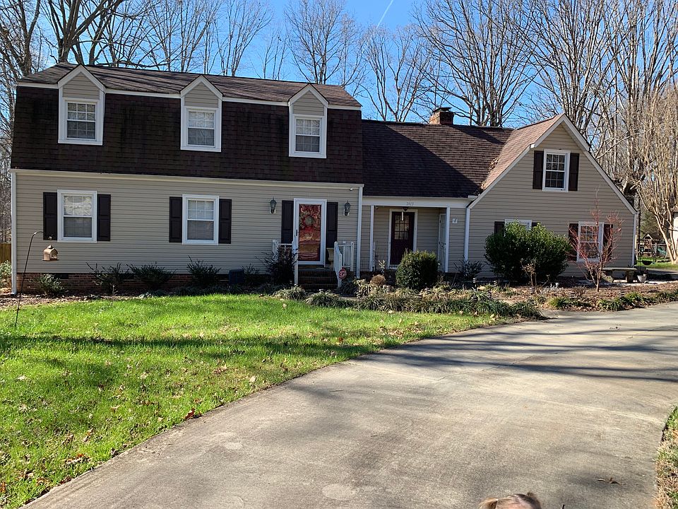 1st image of 2413 Woodleigh Dr