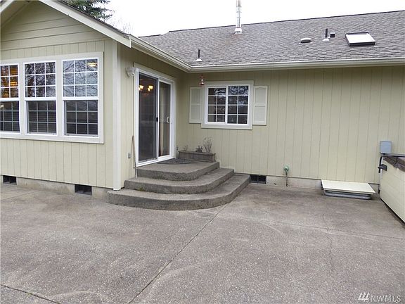 4th image of 3225 175th St SE