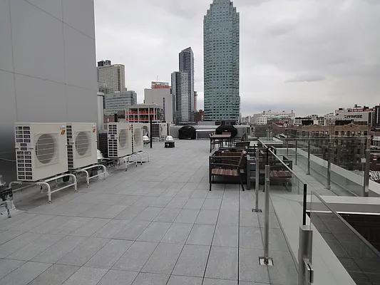 Rented by ER (DO NOT USE) | media 27