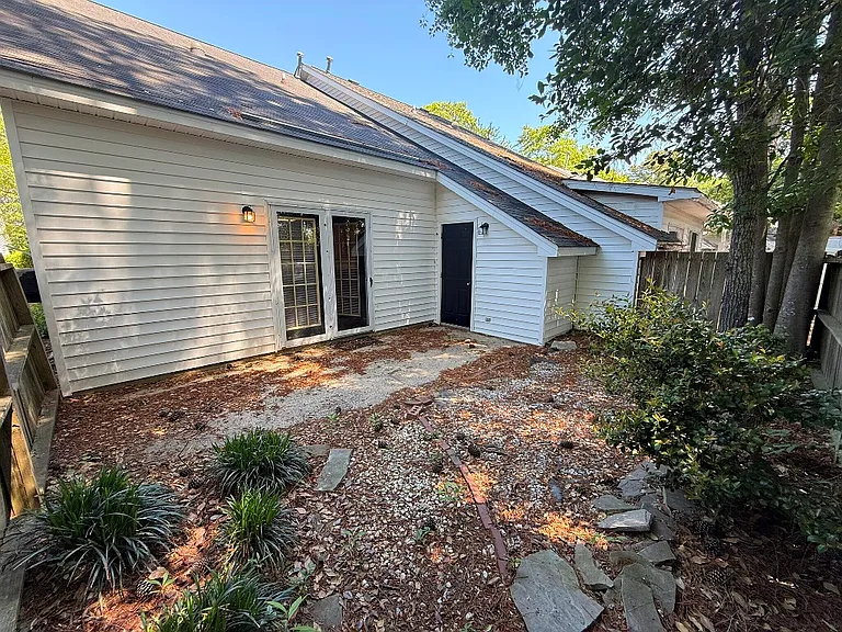 3449 Westgate Dr — Photo 40