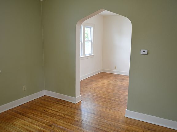 4th image of 819 Glendale Ave