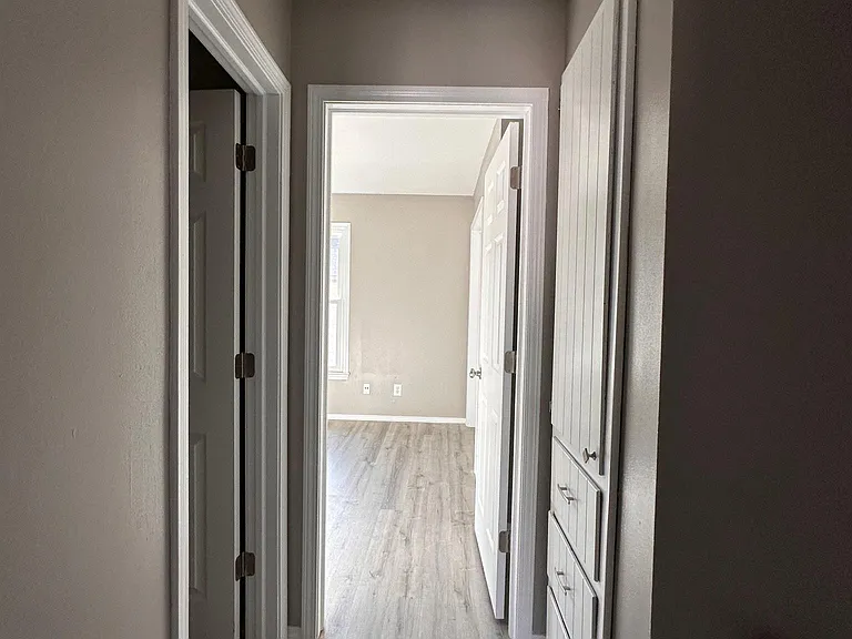 3017 W Roxbury St — Photo 24