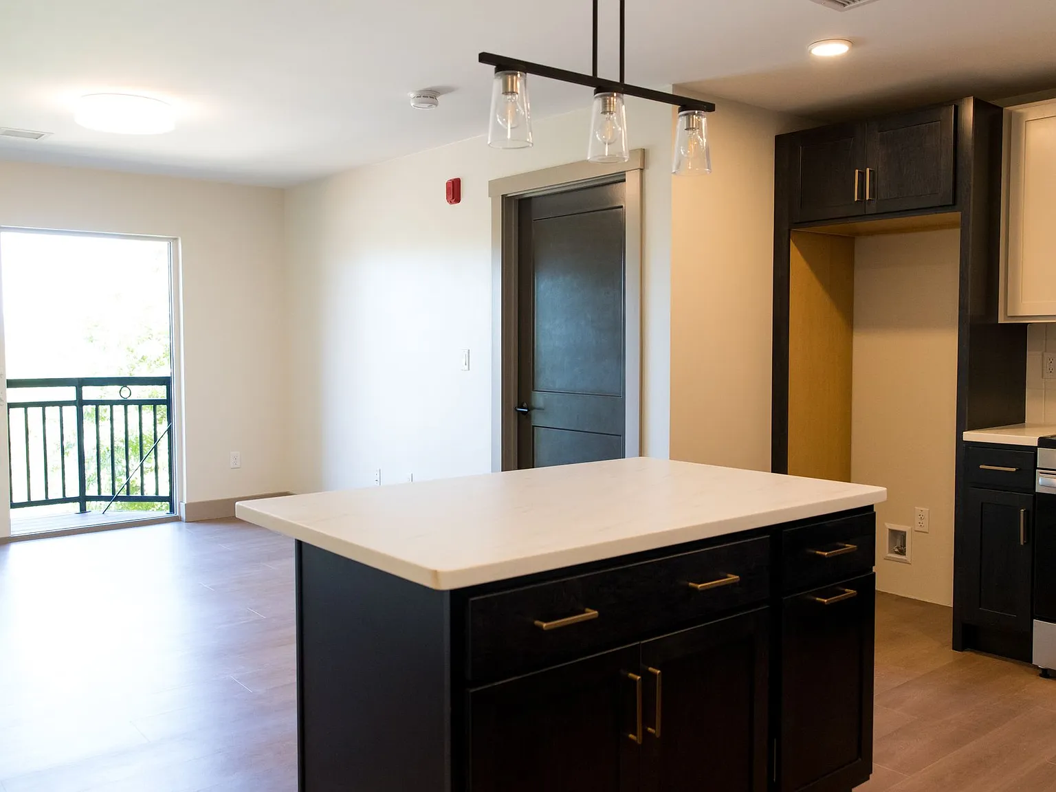 Brook Hill Apartments — Photo 1