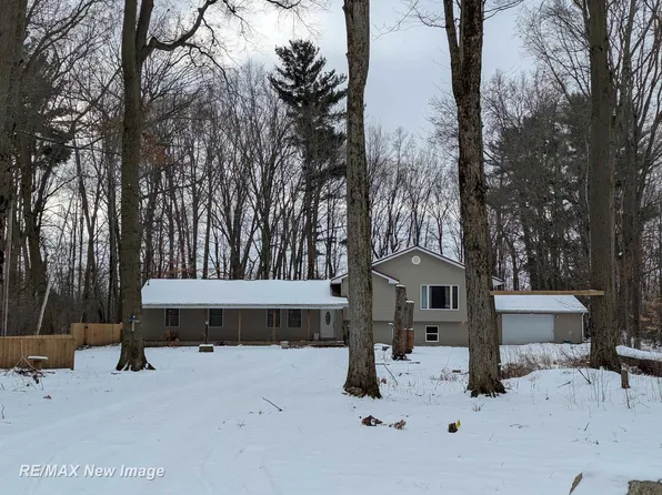 2312 Madsen Rd, Saginaw, MI 48601