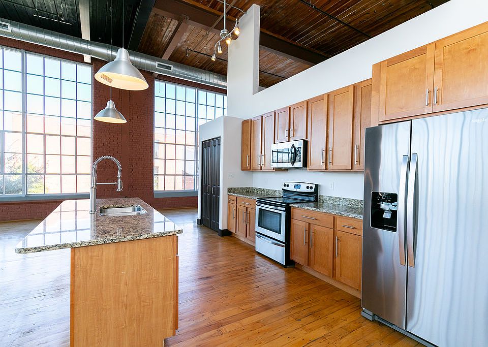 1st image of 1510 6th Ave #2-104