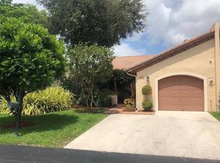 8668 SW 114th Pl, Miami, FL 33173