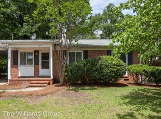 437 N Platte Rd, Fayetteville, NC 28303