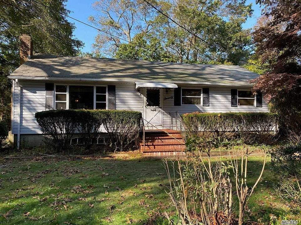 1st image of 70 Daisy Dr