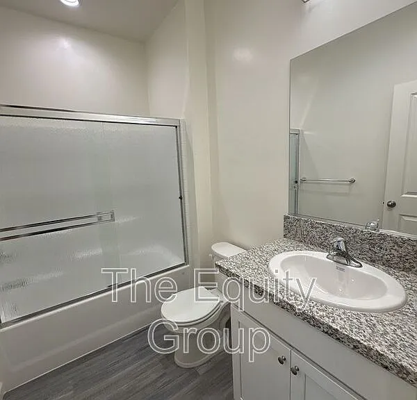 733 S Pinkham #102 — Photo 23