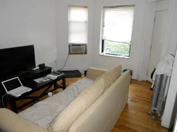 4010 N Kenmore Ave #5D, Chicago, IL 60613