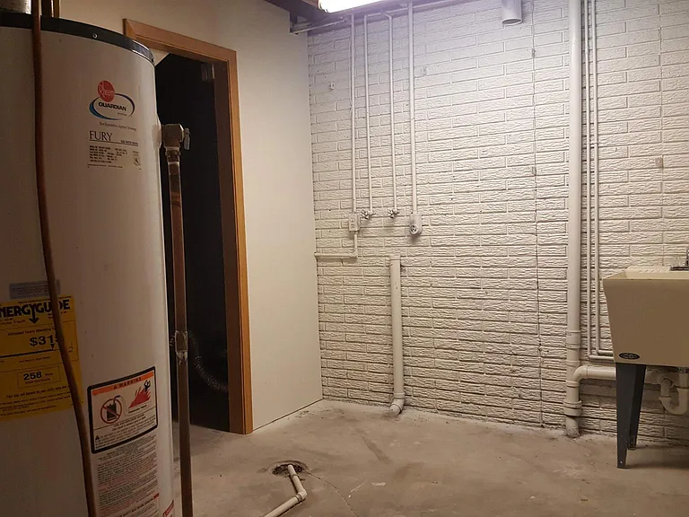 5909 Elkcrest Dr — Photo 25