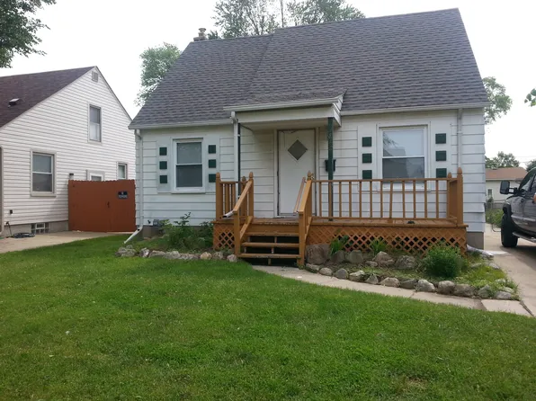 3841 Mildred St, Wayne, MI 48184
