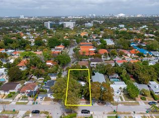 2041 SW 25th St, Miami, FL 33133