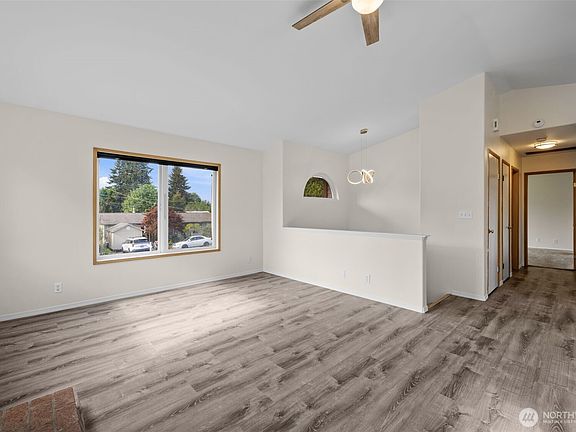 2nd image of 2233 NW Clinton Avenue