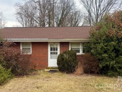 130 31st Ave NW, Hickory, NC, 28601