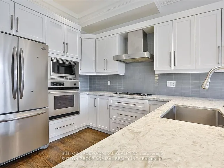 183 Douglas Ave — Photo 7